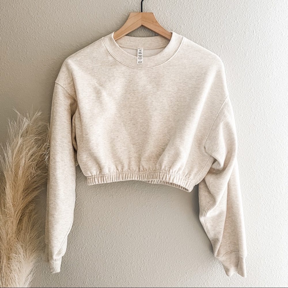 Alo Yoga Devotion Crew Neck Pullover